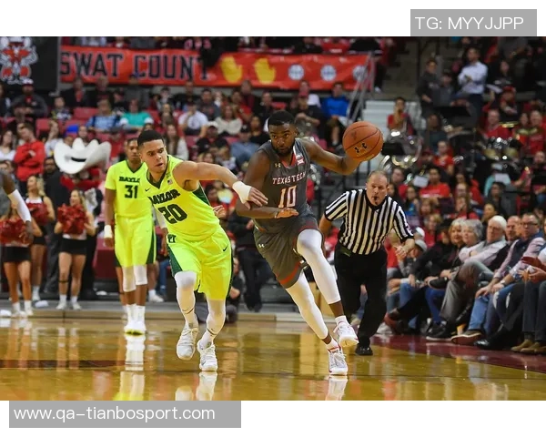 勇士轻松战胜太阳雷霆逆袭快船公牛遭遇76人强势挑战