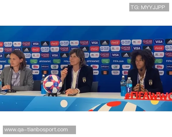 浓眉称赞弗拉格比赛理解力超龄能胜任一号位到五号位的防守任务